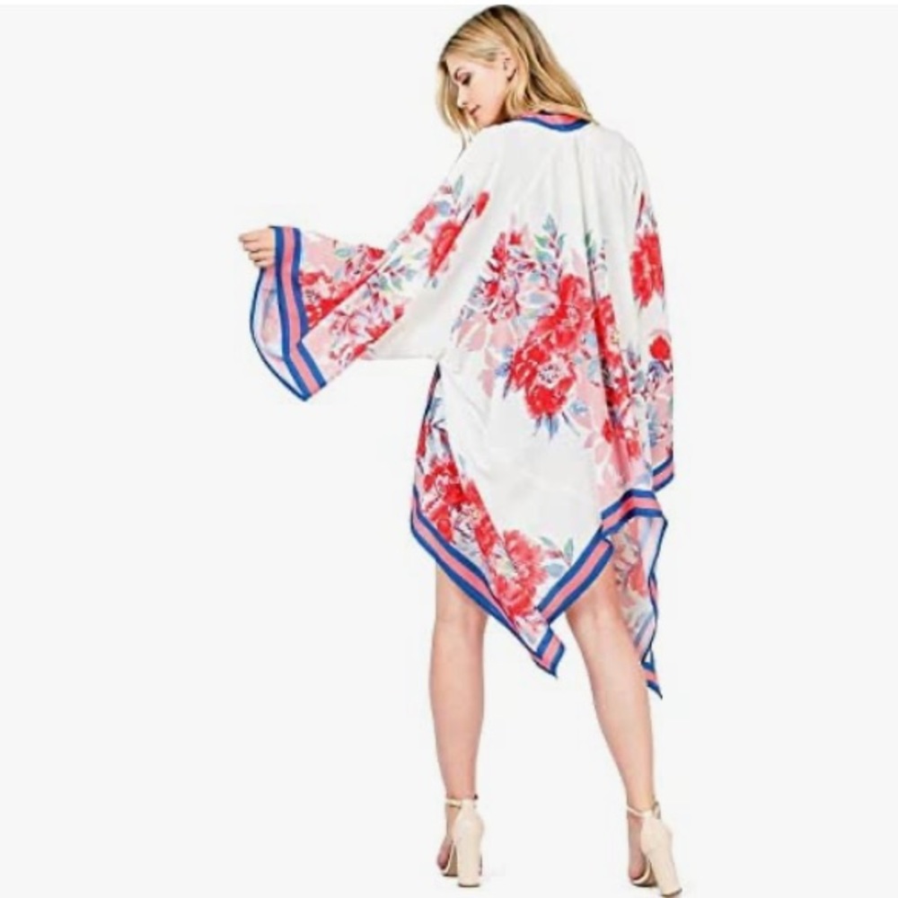 Flying Tomato Kimono